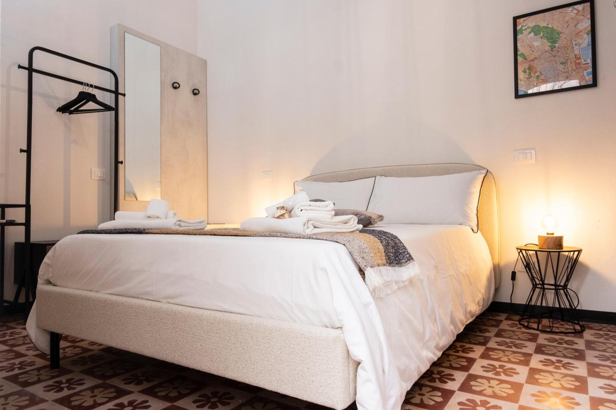 Bassi77 - Rooms & Apartments Trapani Kültér fotó