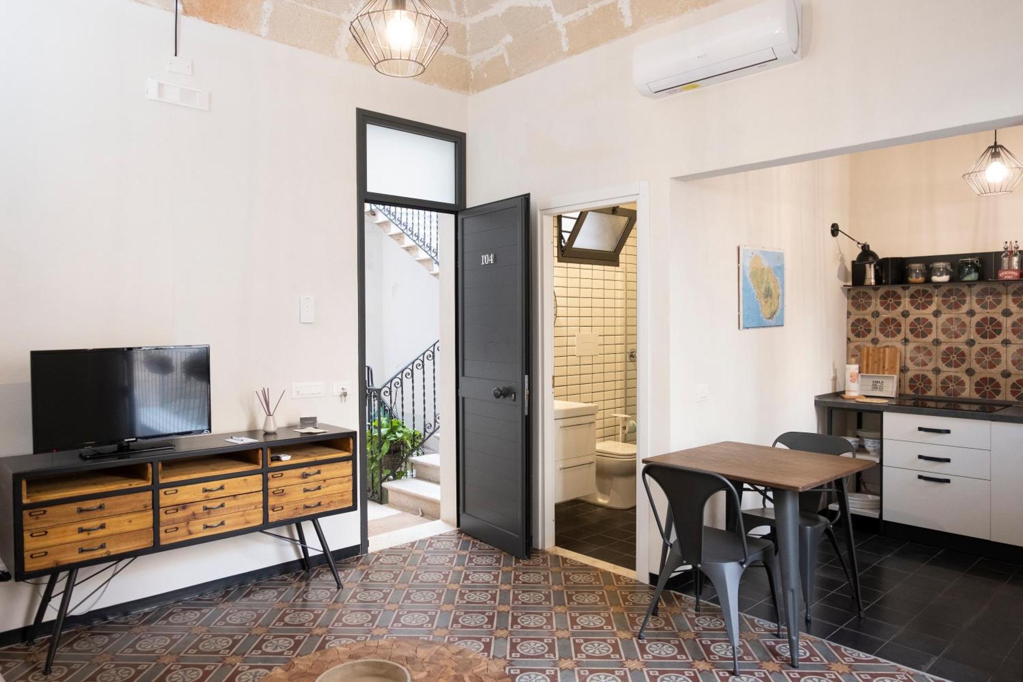 Bassi77 - Rooms & Apartments Trapani Kültér fotó