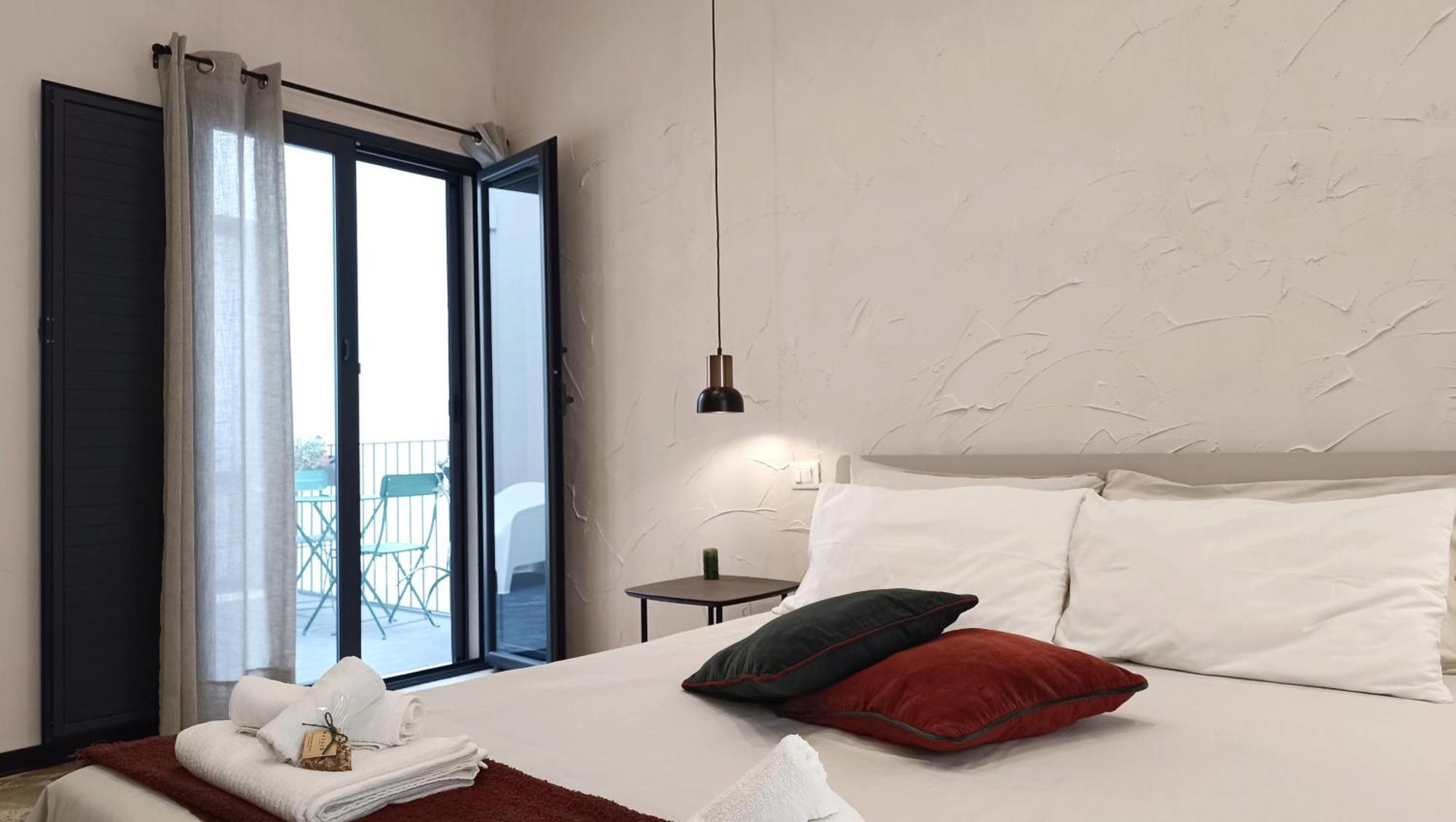 Bassi77 - Rooms & Apartments Trapani Kültér fotó